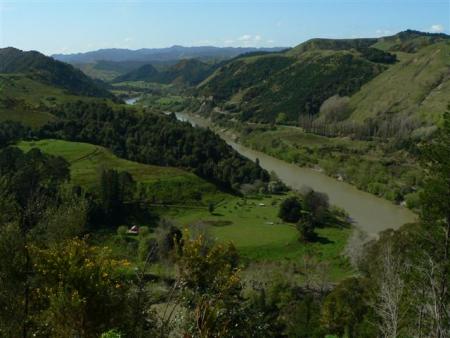 Whanganui river....