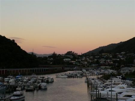 la marina au coucher de soleil...